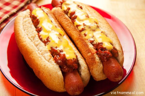 Perfect for the big game, picnic, party or anytime, chili cheese dogs!